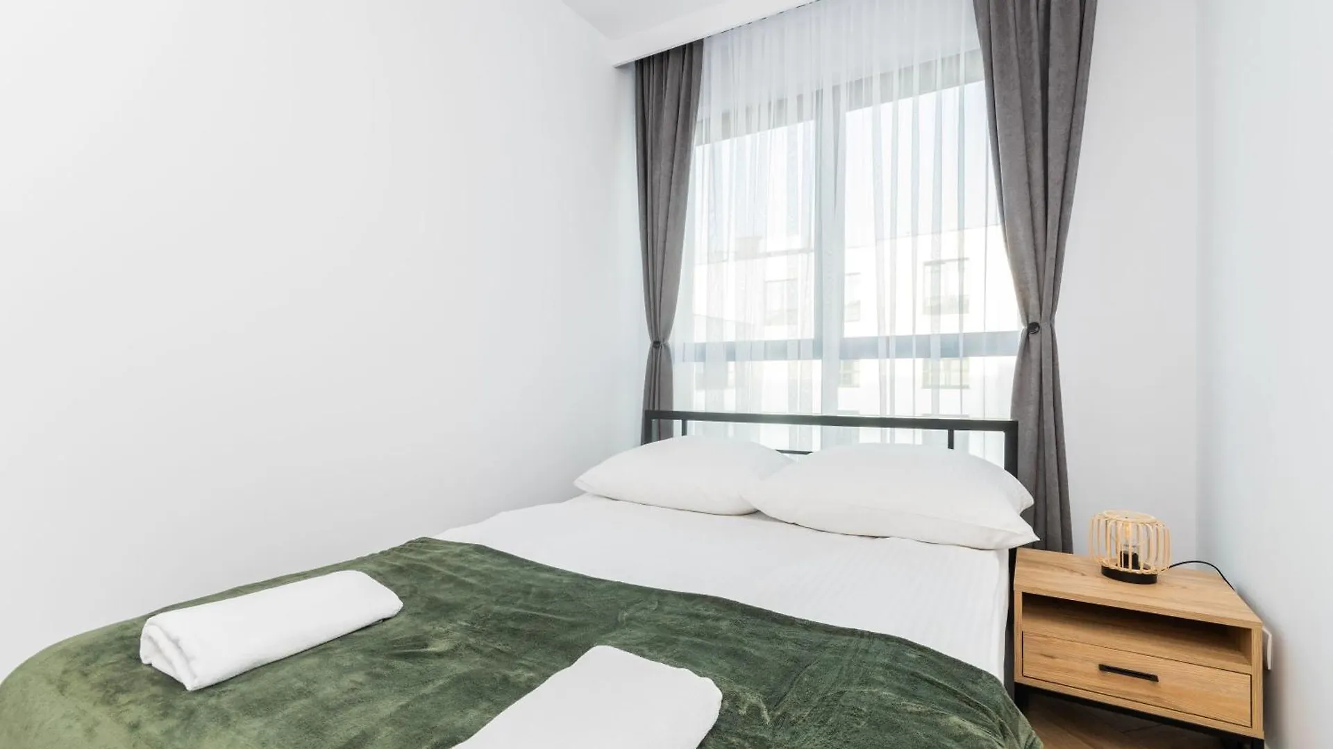 Doki Montownia - Pistacjowy By Grand Apartments غدانسك